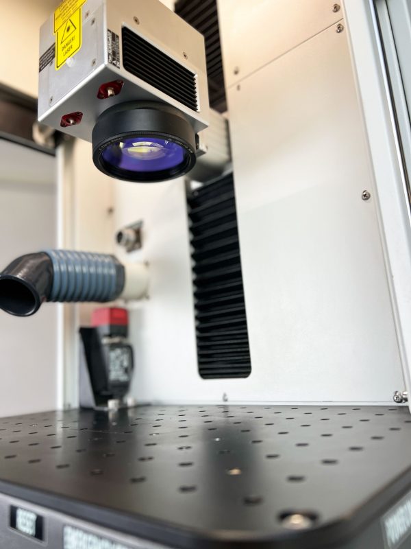 bureau fibre laser gravure laser machine objectif zoom