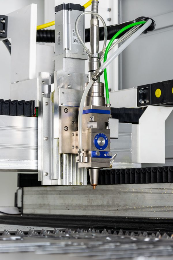 METAQUIP Fiber laser cutting machine - laserhead detail