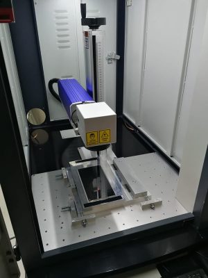 Macchina laser per cliché per la realizzazione di cliché di stampa per la stampa di tamponi